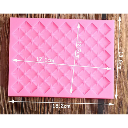 3D Continuous Quilted Decorative Mold