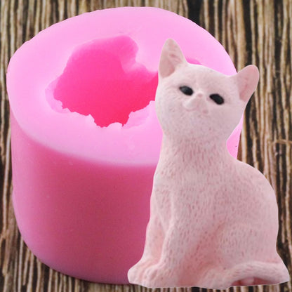 3D Realistic Kitten Mold