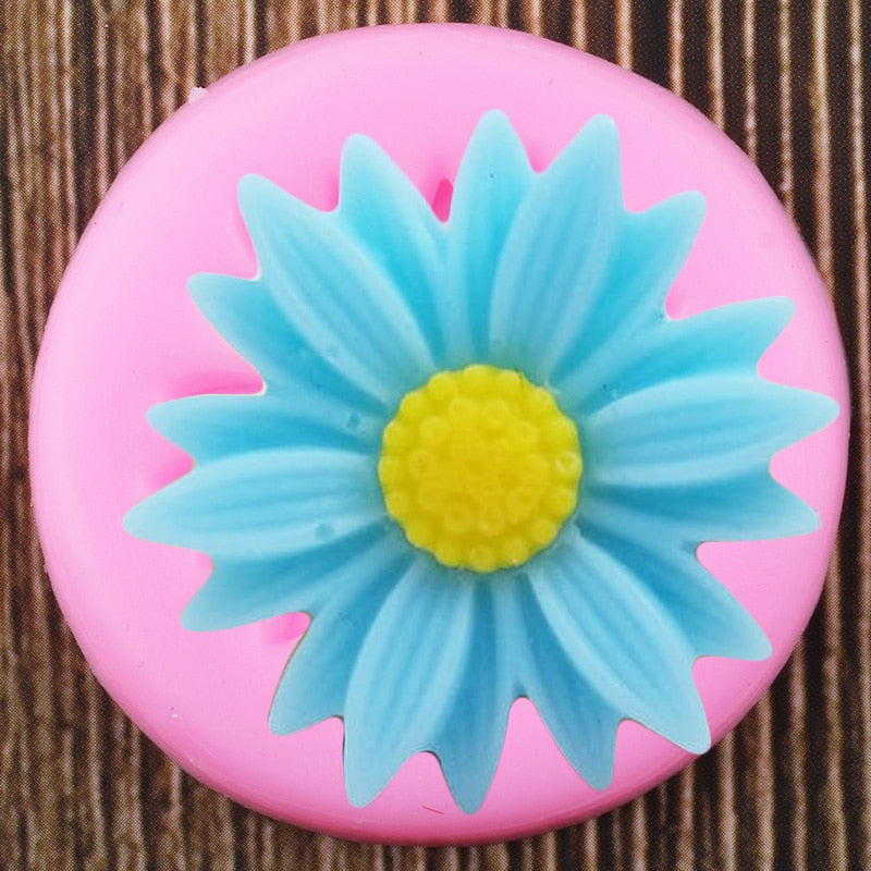 Beautiful Daisy Flower Mold