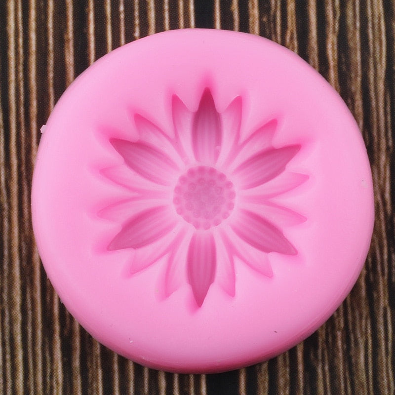 Beautiful Daisy Flower Mold