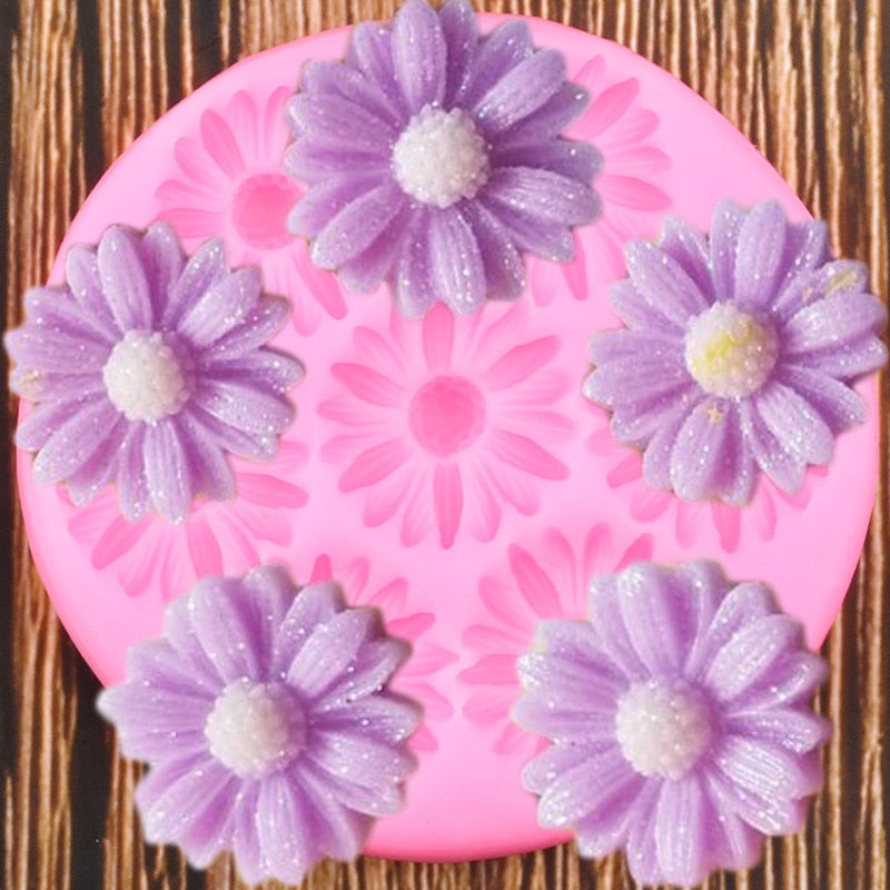 Beautiful Daisy Flower Molds