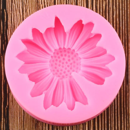 Floral Chrysanthemum Mold