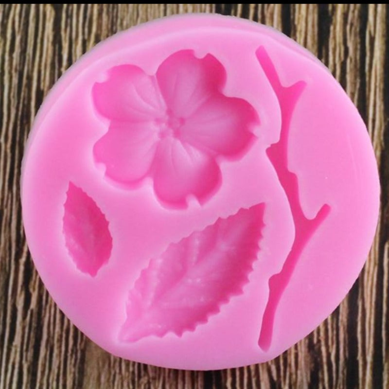 Plum Blossom Mold