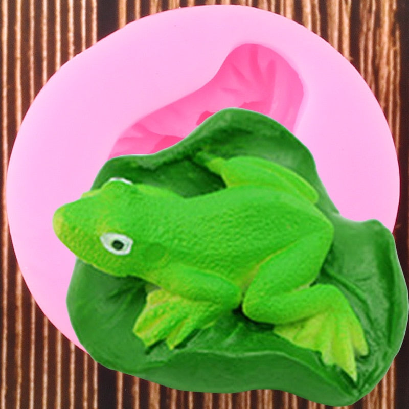 Lilypad Frog Mold