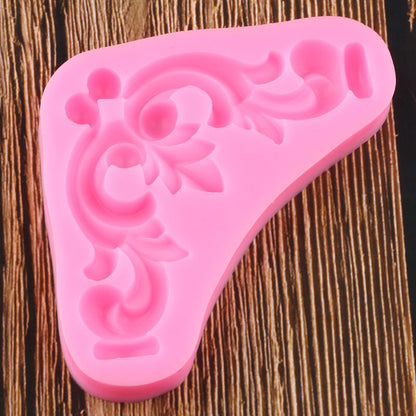 Leaf & Pearl Border Silicone Mold