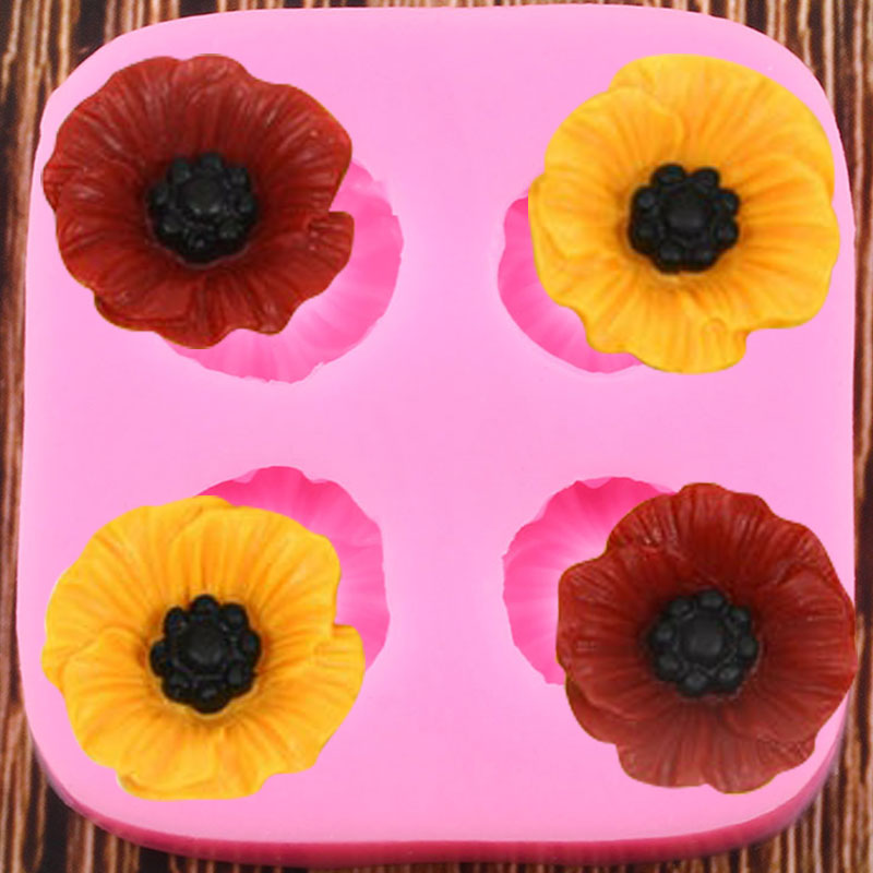 Four Poppies Mold