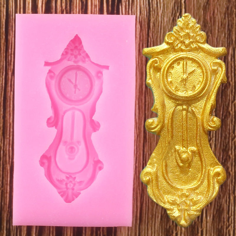 Clock Shape Cake Mold